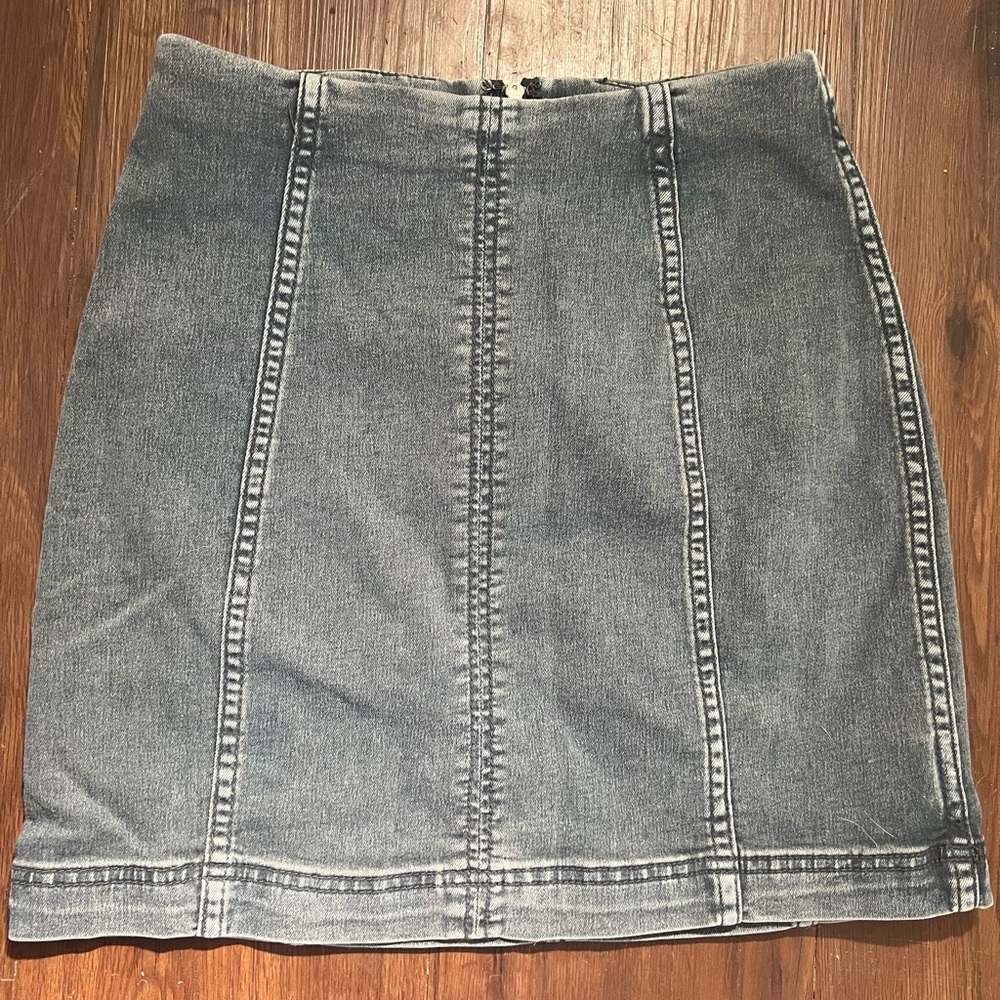 Free People Denim skirt Size 2